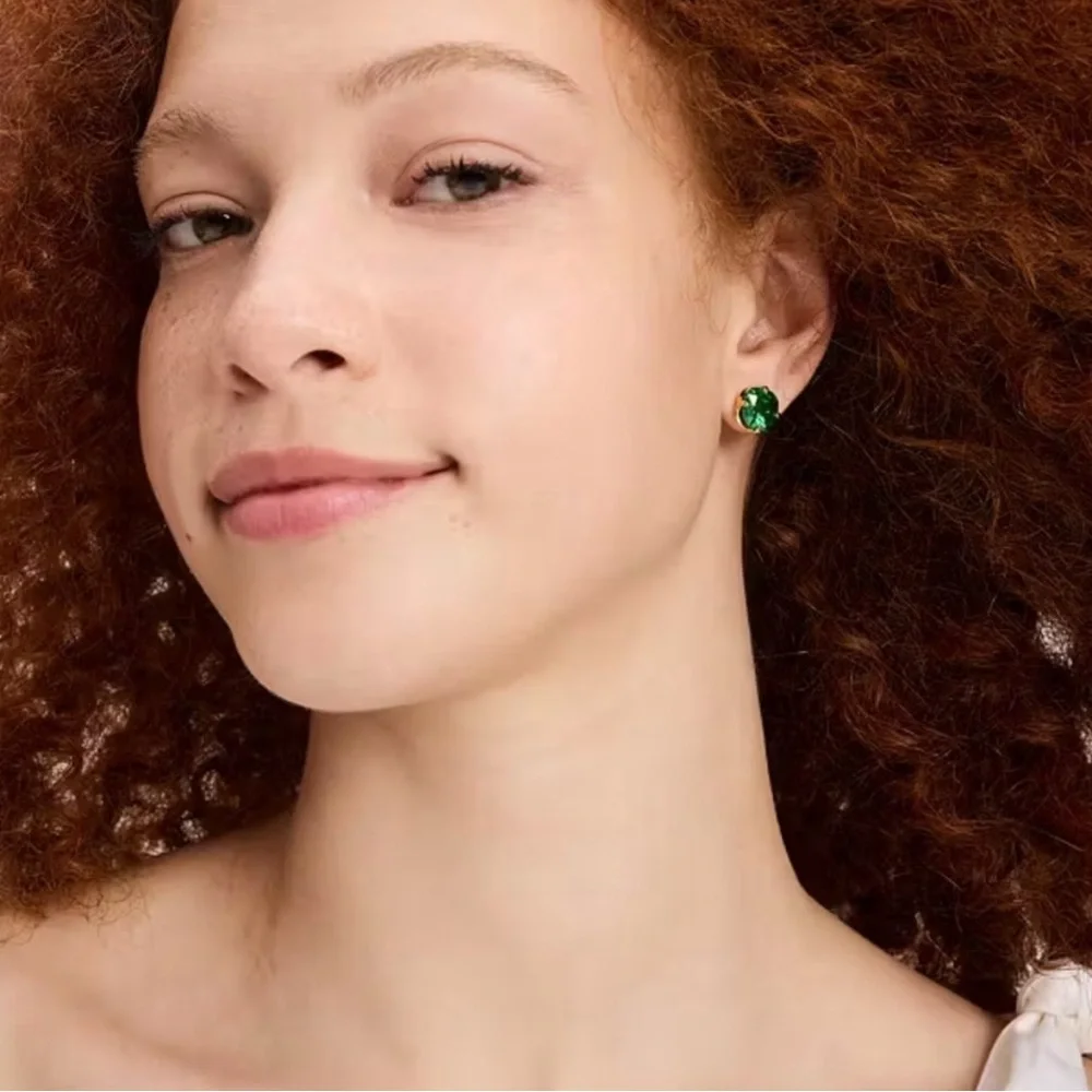 Kate Spade Pop Of Joy 10mm Spade Flower Studs in Green NWT‎ MSRP: $48.00